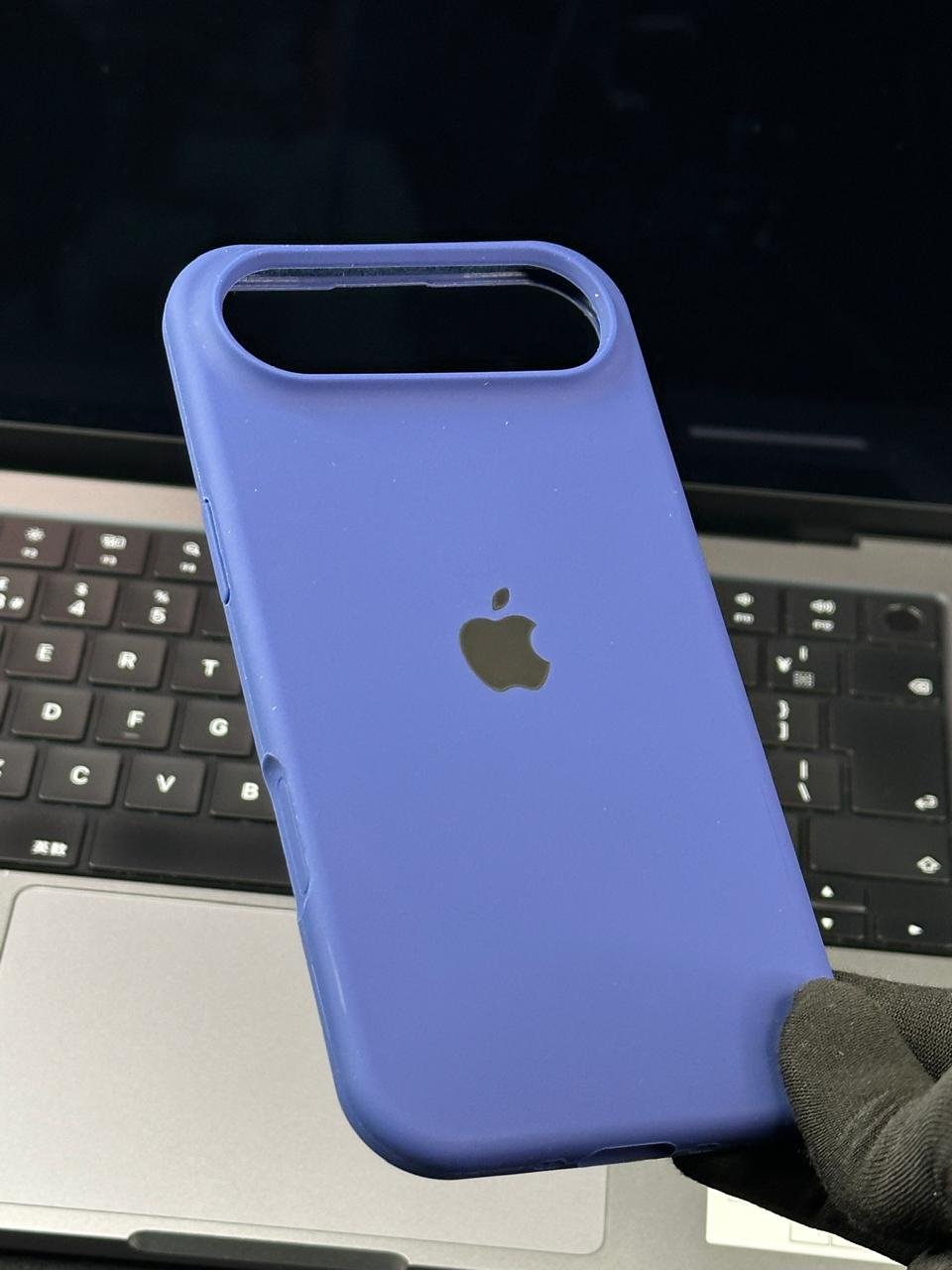 Magnetic MagSafe Silicone Case for iPhone 17